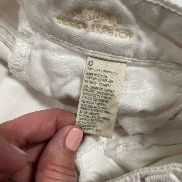 American Eagle -White Jeans - size 0 - Picture 4 of 5